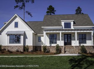 39 Palomino Run, Holly Springs, MS 38635
