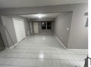 18 3rd St APT 1, Newark, NJ 07107