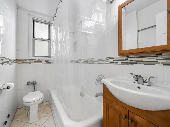 65-74 Saunders Street image 11 of 21