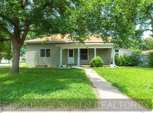 1122 Indian St, Saint Paul, NE 68873