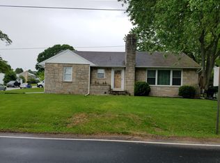 824 W 3rd Ave, Parkesburg, PA 19365