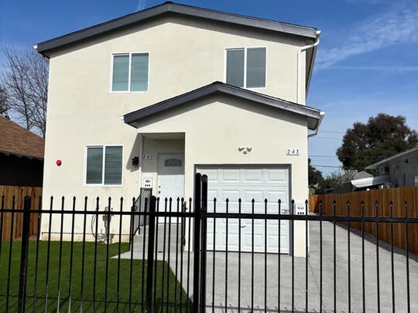 241 E 43rd Pl, Los Angeles, CA 90011