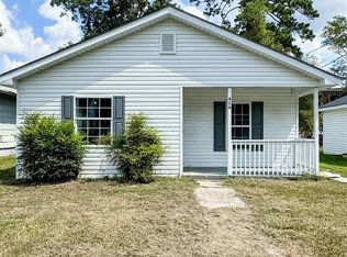 404 W Calhoun St, Dillon, SC 29536