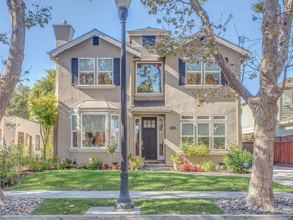 1st image of 823 Willow Glen Way