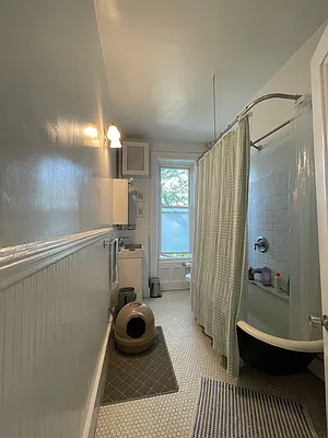 Rented by Compass | media 30