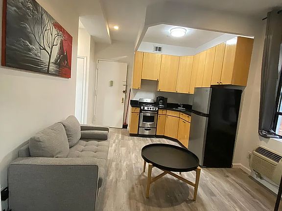 2nd image of 407 W 51st St APT 2F