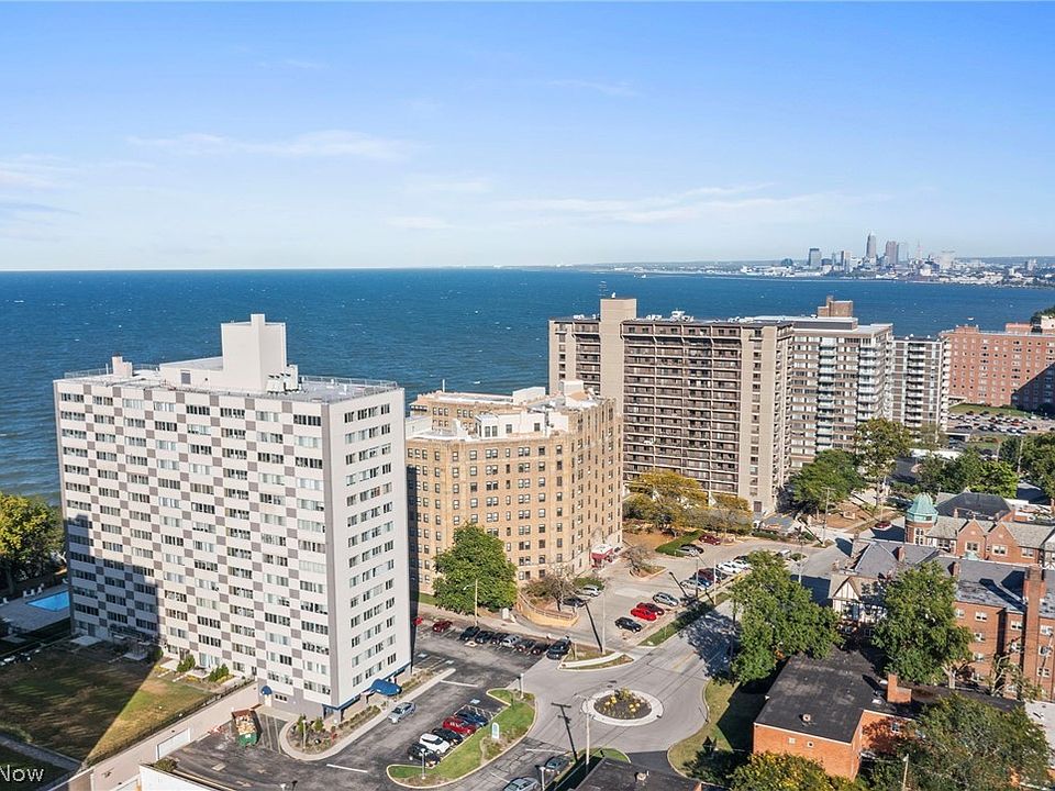 1st image of 12520 Edgewater Dr APT 1501