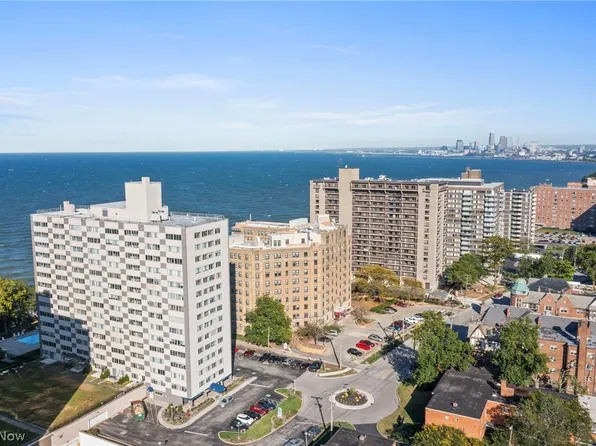 12520 Edgewater Dr APT 1501, Lakewood, OH 44107