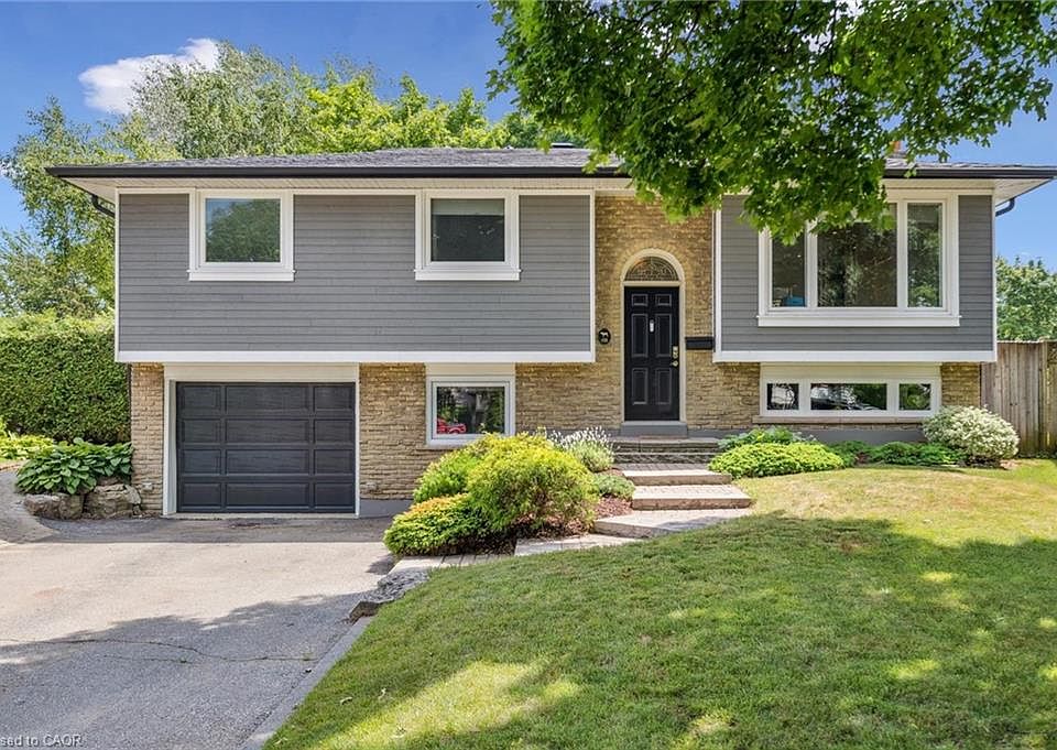 1st image of 132 Osborne Cres
