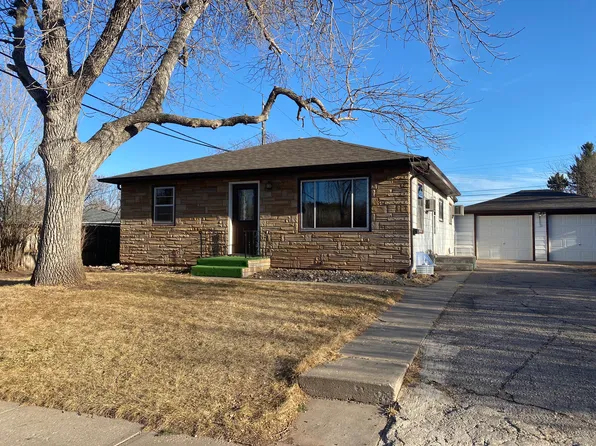 208 N 40th St, Rapid City, SD 57702