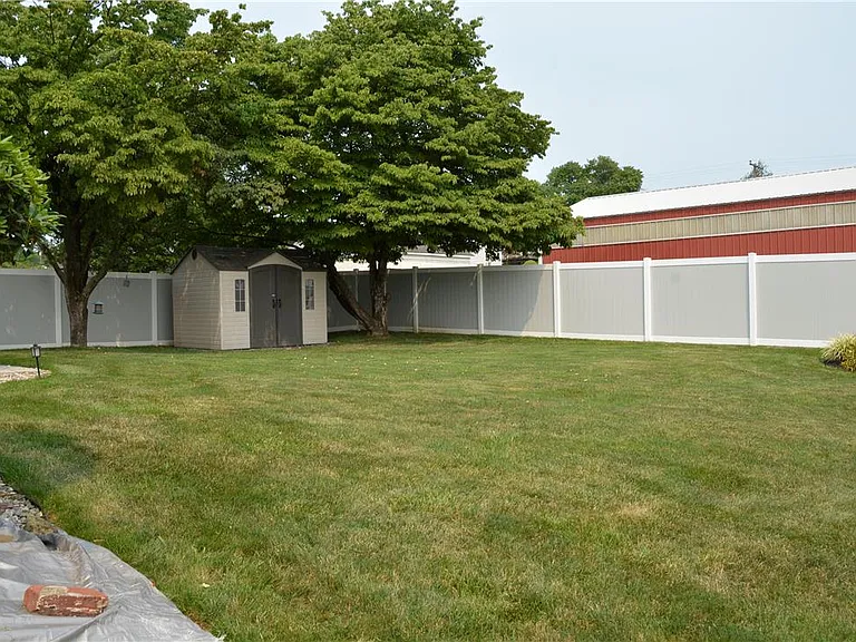 3017 Jefferson St — Photo 20