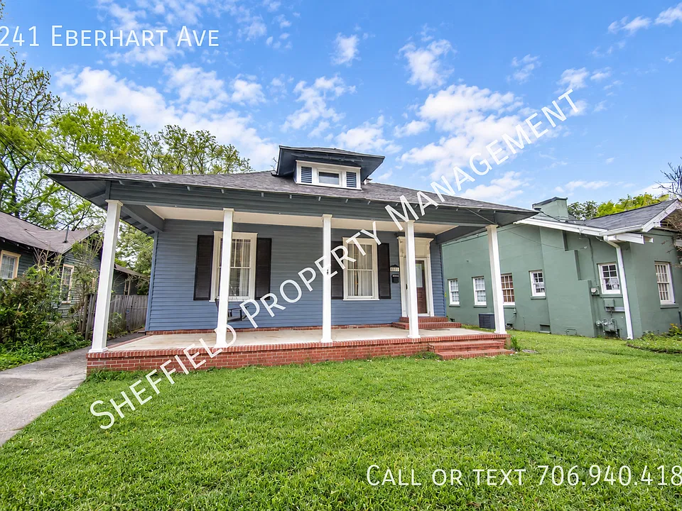 1241 Eberhart Ave