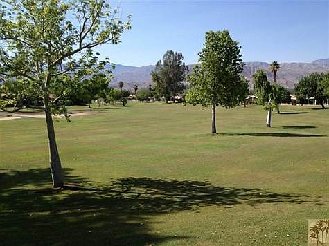 FAIRWAY AND MOUNTAIN VIEWS