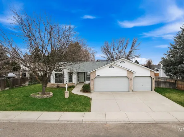 2318 N Astaire Way, Meridian, ID 83646