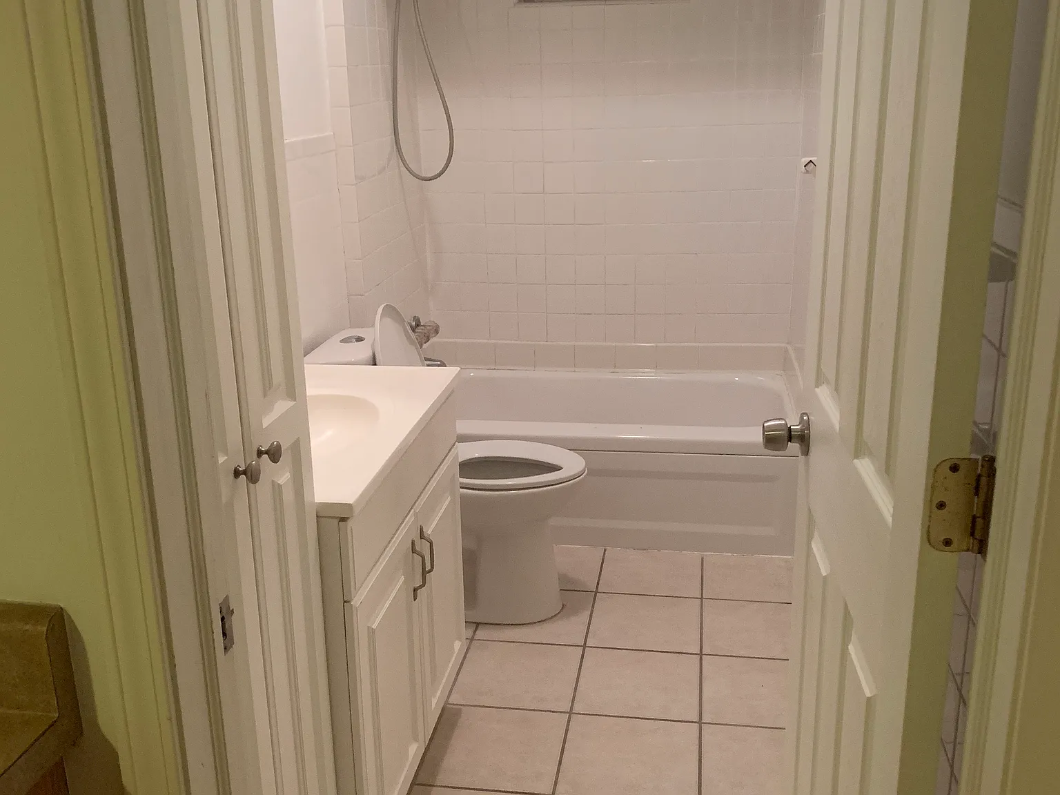 2 bed, 750 sqft, $1,100 — Photo 1