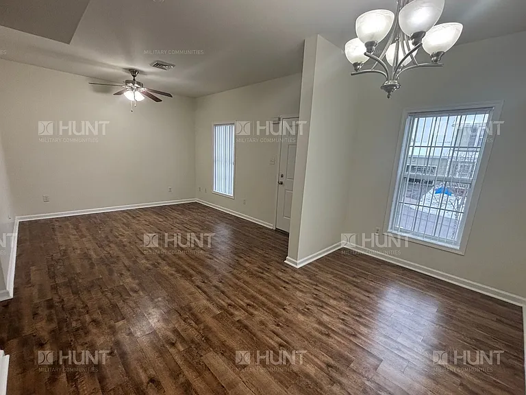 14 Lancaster Ave — Photo 8
