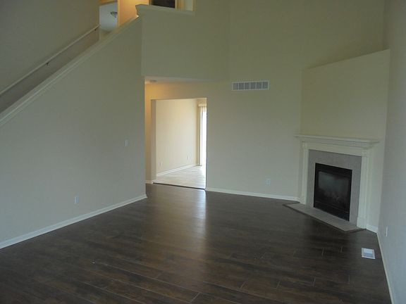 5th image of 3235 Citadel Dr