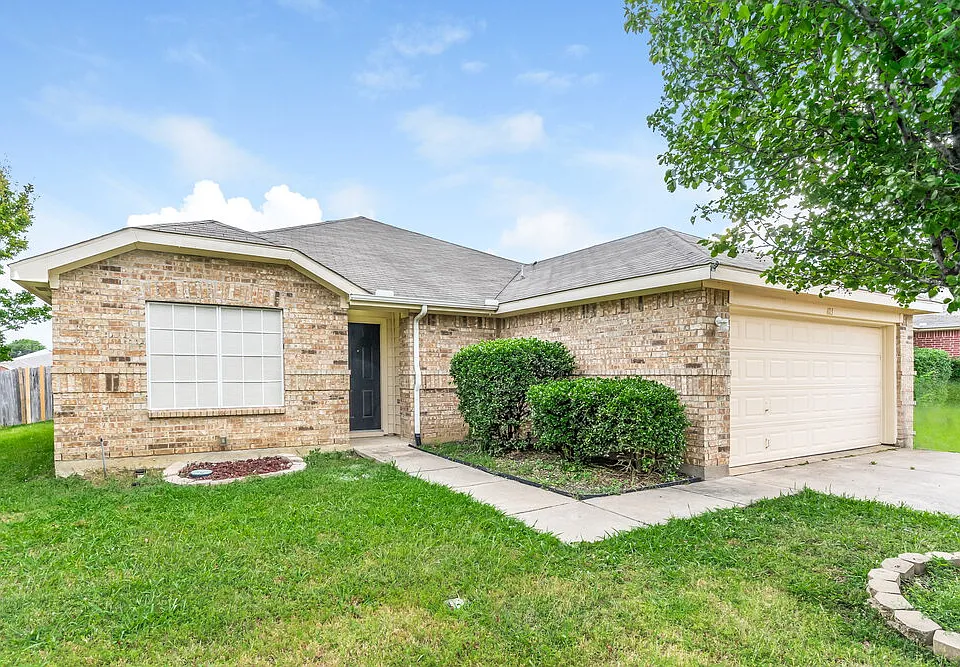 813 Edgehill Rd