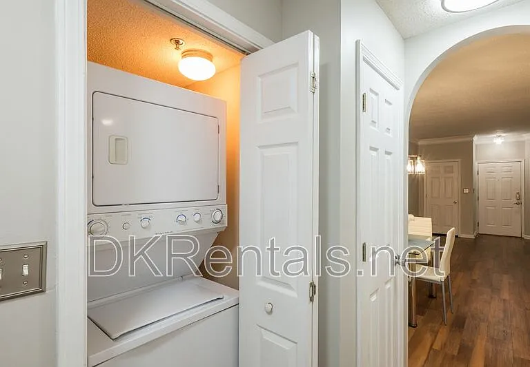 245 Amal Dr SW #2008 — Photo 14