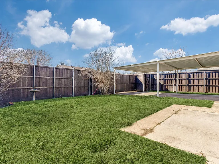 2930 Churchill Way — Photo 9