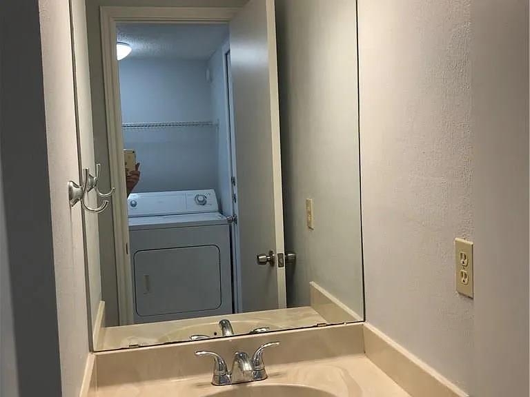 5908 Parkwood Dr #A — Photo 13
