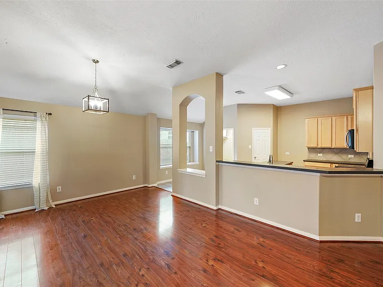 6903 Summer Bridge Ln — Photo 7
