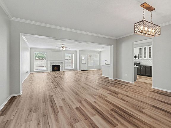 2nd image of 22310 Lamaster Ln