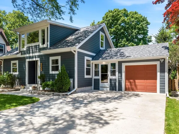 736 W Rock PLACE, Glendale, WI 53209