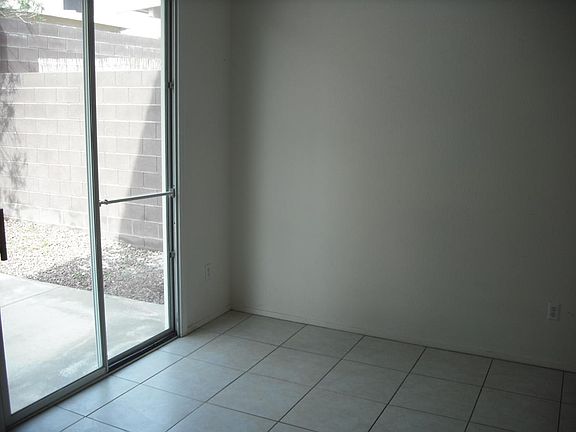 2nd image of 2701 Cottonwillow St