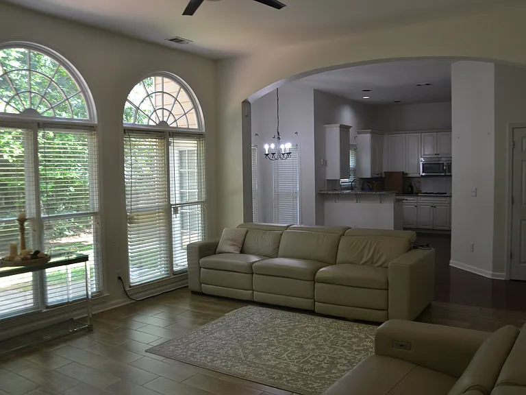 2208 Snug Hbr NE — Photo 35