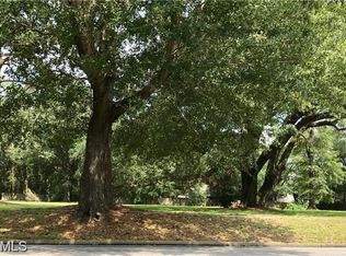 2665 Hillcrest Rd, Mobile, AL 36695