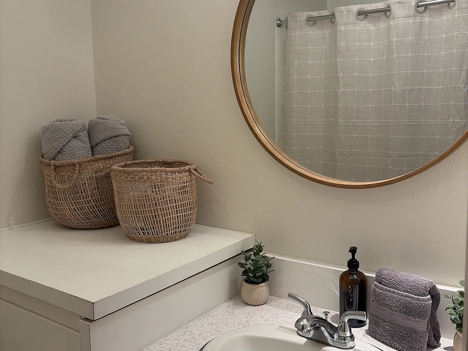 Studio, 259 sqft, $1,300 — Photo 3