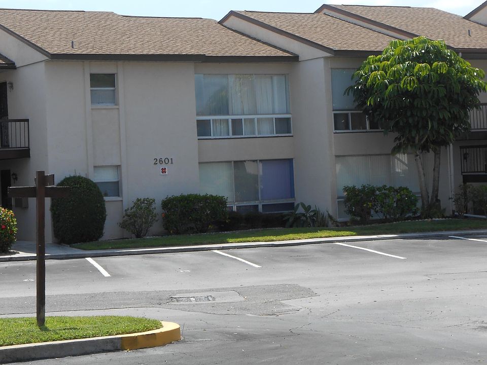 1st image of 2601 Sand Trap Ln #9-E