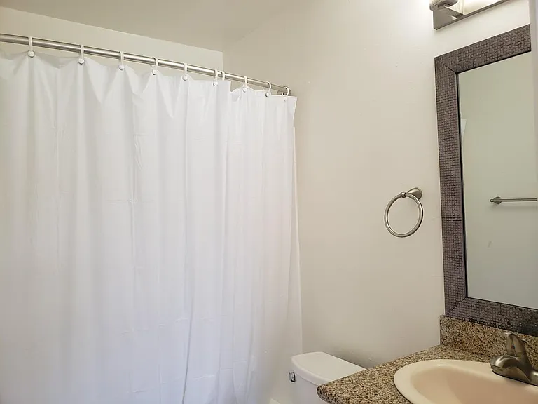 1501 Detroit Ave — Photo 33