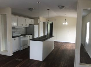 200 Raider Ln TRAILER 13, Lumberton, TX 77657