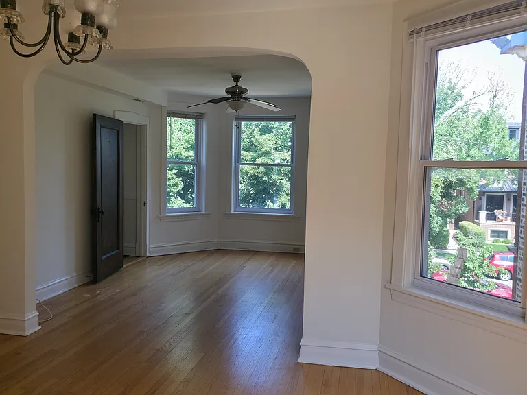 4236 N Wolcott Ave #2 — Photo 6