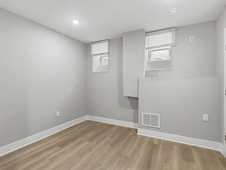 856 N 19th St #1 — Photo 9