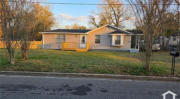 1st image of 2647 Banks Ave