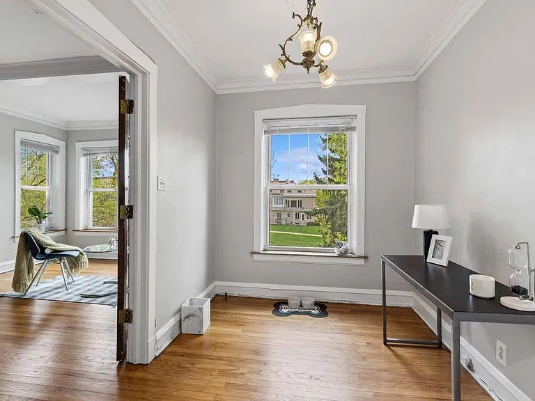 The Bryant at Oak Park I & II — Photo 9