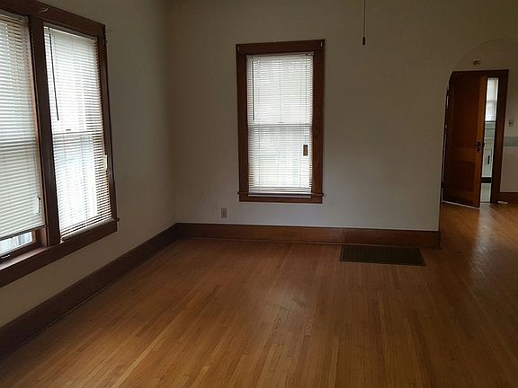 3rd image of 1074 Lafayette St