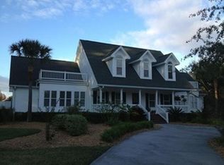 10 Harbor Pointe Cir, Brunswick, GA 31523