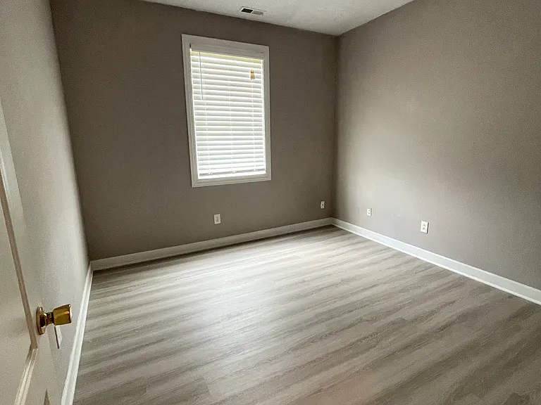9532 Treyburn Green Way — Photo 20