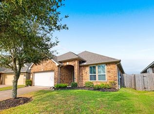 3058 Winterberry Ln, Dickinson, TX 77539