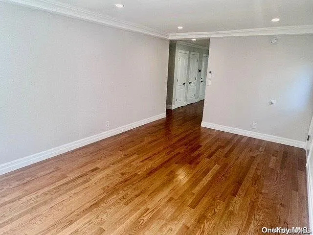 254 E Beech St — Photo 11