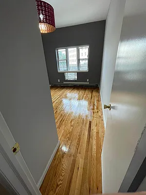 Rented by Aron Fried, LREB | media 8