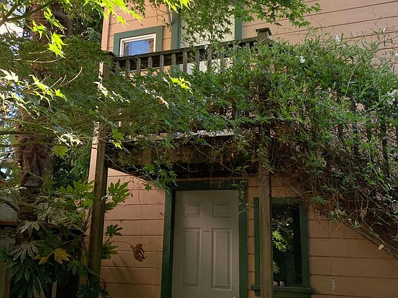 2nd image of 405 Burlingame Ave #1