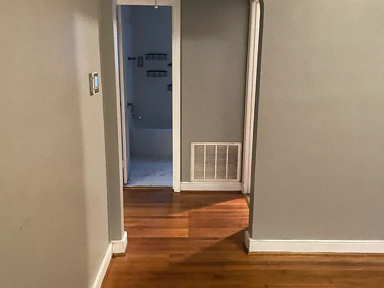 1423 Willis St — Photo 10