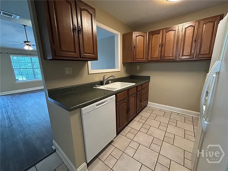 118 Fox Chase Rd — Photo 6