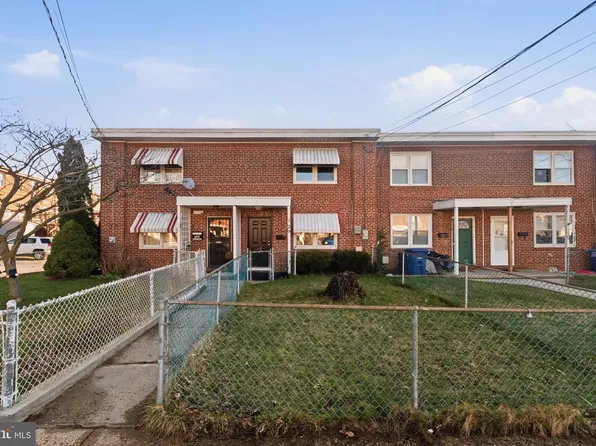 129 Brown St, Mount Holly, NJ 08060