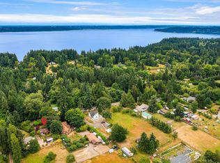 18115 Beall Rd SW, Vashon, WA 98070